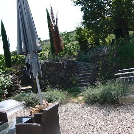 Schöne In Mit Grill Und Terrasse Apartment