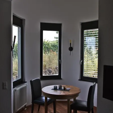 Apartment Schöne In Mit Grill Und Terrasse *
